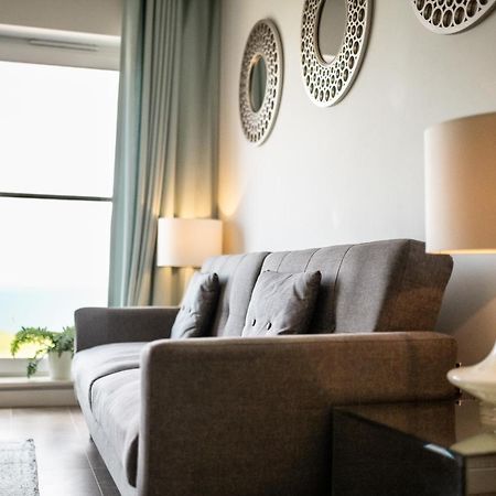 New Quay Stunning Sea Views, Luxury Apartment Beaches & Restaurants Are A Short Walk Away מראה חיצוני תמונה